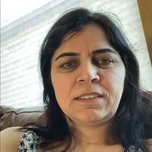 Meet your Posher, Monica